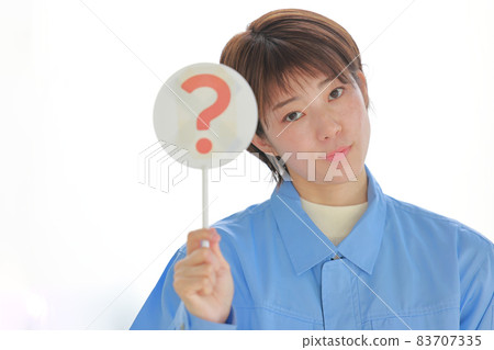 Uniform woman with Hatena plate Uniform woman with Hatena plate 83707335