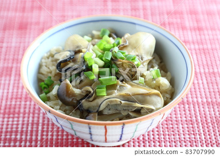 牡蠣飯(配香菇) 牡蠣飯(配香菇) 83707990