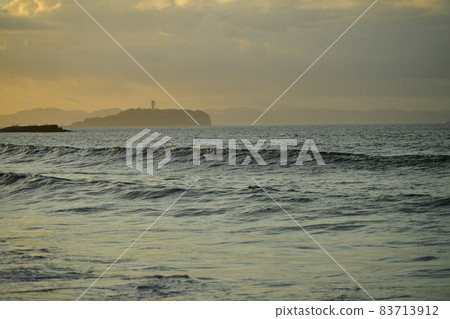 Wave surf point typhoon 83713912