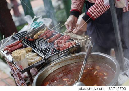 Grilled sausage 83716700