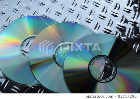 Compact disc (CD) 83717296