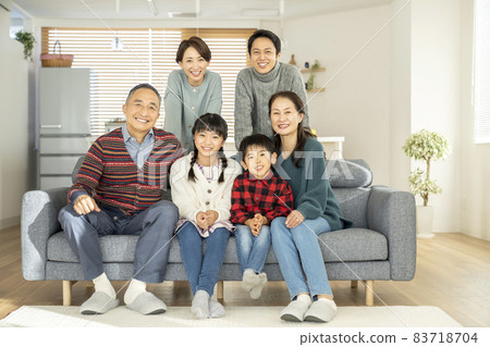 Smile three generation family portrait 83718704