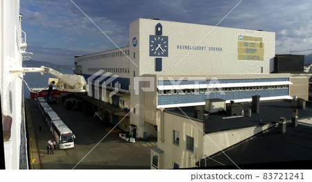 卑爾根港遊輪碼頭，挪威 83721241