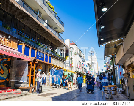 Kichijoji Nanaibashi Dori, which is lined with used clothing stores 83722105