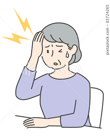 有頭痛的資深婦女 83724265