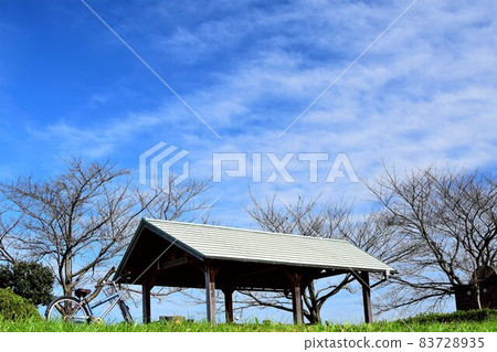 Gunma autumn sky and cycling Gunma autumn sky and cycling 83728935