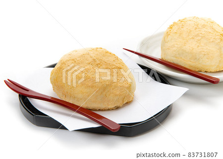 Japanese sweets kinako bun 83731807