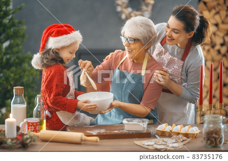 Cooking Christmas food 83735176