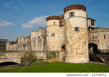 Tower of London, Middle Tower entrance, London, UK. 83739752
