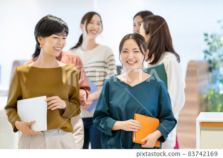 Business Woman Office Casual Shooting Cooperation: WEEK Shibadaimon (Sun Frontier Fudousan) 83742169
