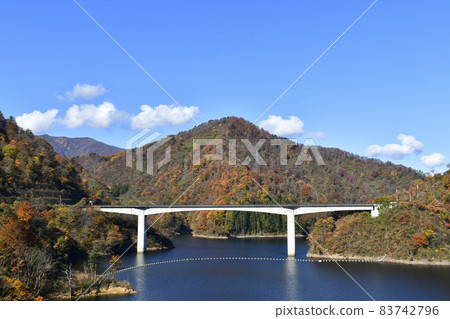 Autumn Yamagata Nagai Dam Lake Nagai Hyakushu Lake Autumn Yamagata Nagai Dam Lake Nagai Hyakushu Lake 83742796
