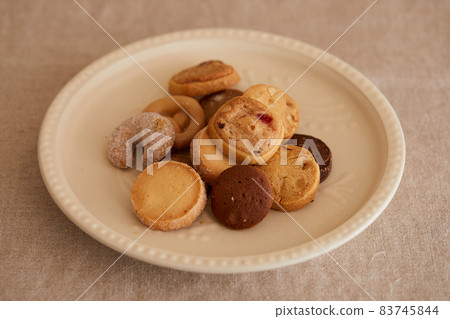 German pastry cookies on a cute plate 83745844