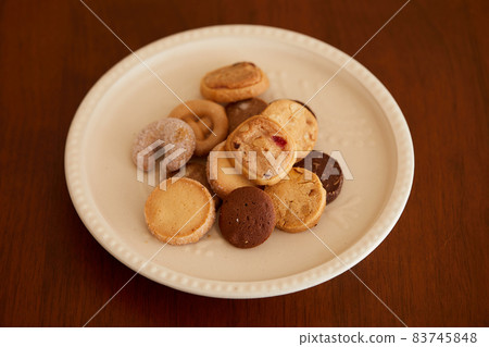 German pastry cookies on a cute plate 83745848