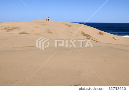 Tottori four seasons walk autumn sand dunes Tottori four seasons walk autumn sand dunes 83752630