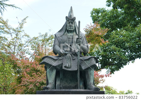 上杉謙信像（山形縣米澤市） 83756022