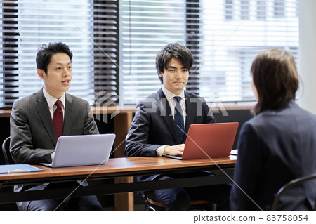 亞洲女性接受采訪 83758054