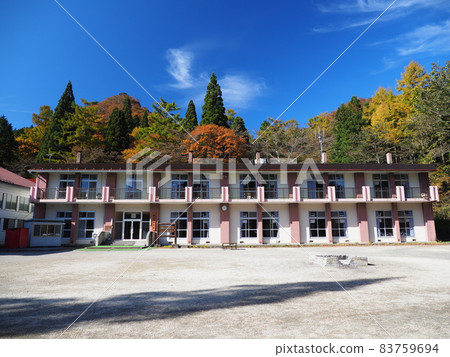Haruna Kogen School on the shores of Lake Haruna in autumn Haruna Kogen School on the shores of Lake Haruna in autumn 83759694