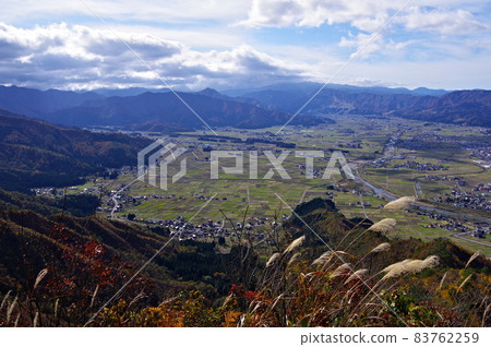 View from Mt. Sakado and the ruins of Sakado Castle in Minami Uonuma City, Niigata Prefecture View from Mt. Sakado and the ruins of Sakado Castle in Minami Uonuma City, Niigata Prefecture 83762259