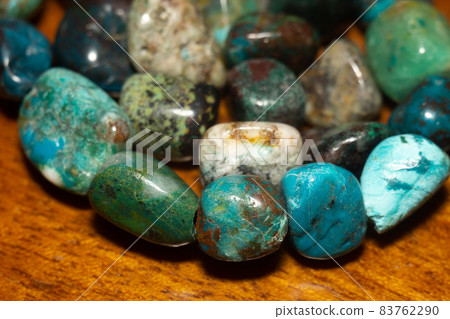 Irregular chrysocolla beads Irregular chrysocolla beads 83762290