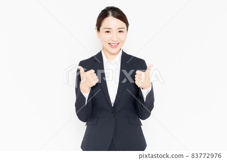 有喜歡姿勢的女商人 有喜歡姿勢的女商人 83772976