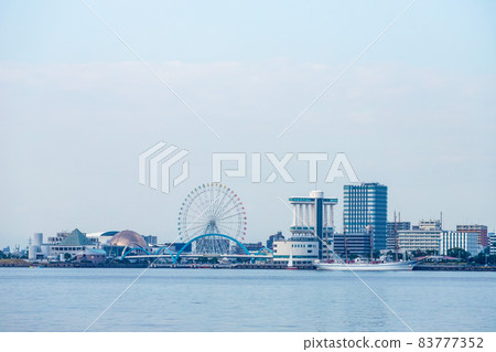 Nagoya Port Garden Pier and Nippon Maru seen from the sea side 83777352