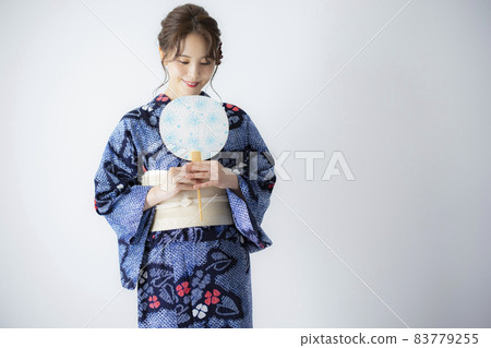 Arimatsu Shibori Yukata Woman Arimatsu Shibori Yukata Woman 83779255
