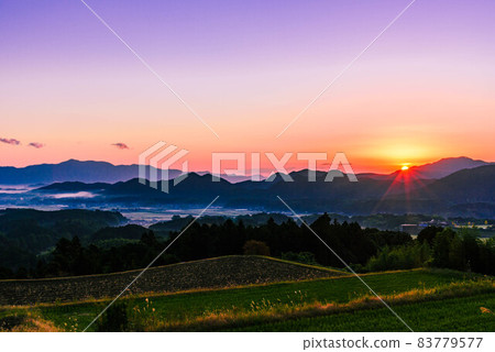 福岡縣宮若市清水寺的日出 福岡縣宮若市清水寺的日出 83779577