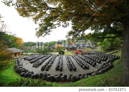 Jangdokdae scenery, Myungjae old house 83781971