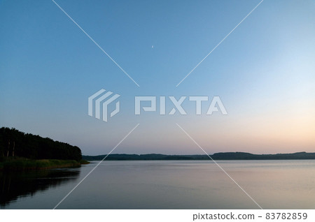 九曲湖畔的黃昏北海道 83782859