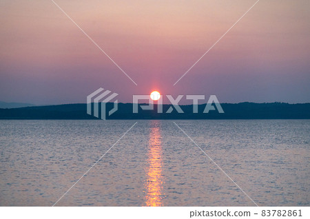 北海道俱查羅湖的日落 北海道俱查羅湖的日落 83782861