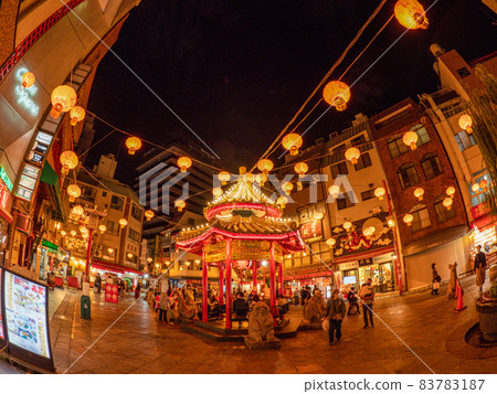 Night view of Kobe Nankinmachi Chinatown 83783187