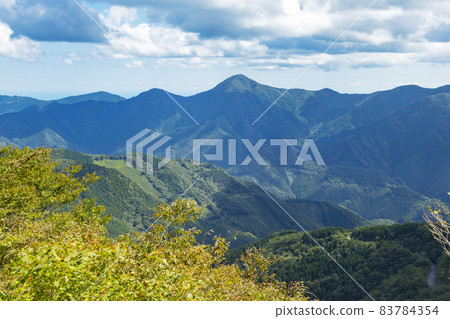 四國喀斯特周邊山脈 四國喀斯特周邊山脈 83784354