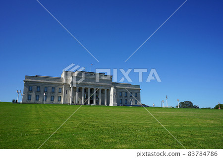 New Zealand · Auckland 83784786