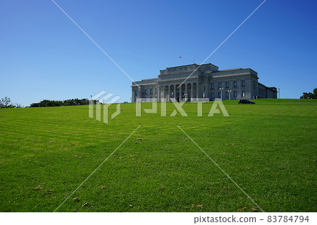 New Zealand · Auckland 83784794