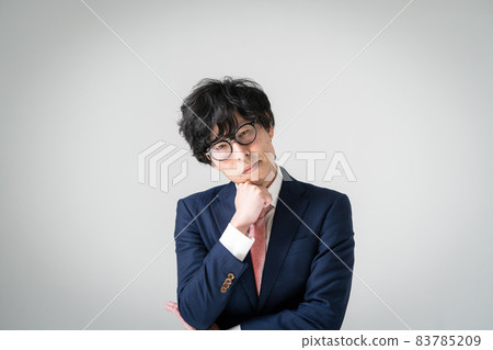 商人受苦 83785209