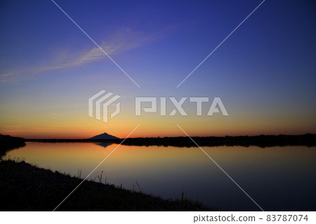 天鹽河夜景 天鹽河夜景 83787074