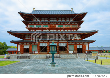 Yakushiji Temple Kondo and Voice Bodhisattva Lantern Yakushiji Temple Kondo and Voice Bodhisattva Lantern 83787847