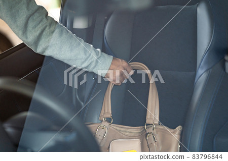 Car vandalism stealing thief 83796844