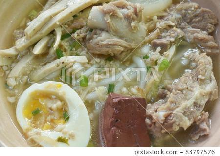 Vietnamese rice noodles or Pho with slice sausage and pork bone soup on bowl Vietnamese rice noodles or Pho with slice sausage and pork bone soup on bowl 83797576