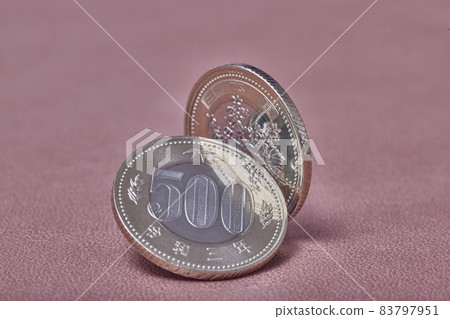 500 yen coin 500 yen coin 83797951
