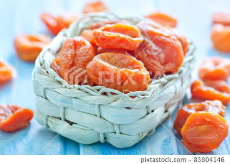 dry apricot 83804146