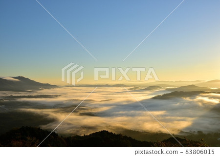 廣山高原的雲海 廣山高原的雲海 83806015