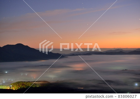 Sea of clouds in Hiruzen Highlands 83806027