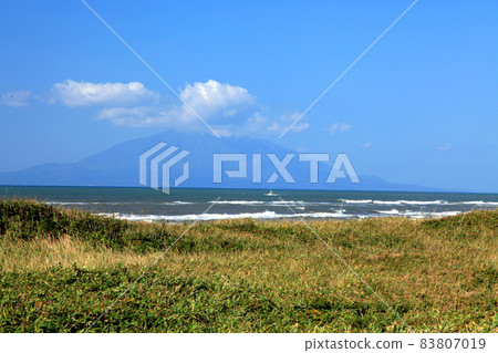 Rishirifuji seen from the Sarobetsu wilderness 83807019