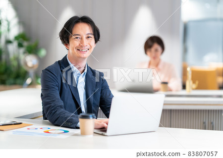 Male working in a coworking space Photo cooperation: WEEK Shibadaimon (Sun Frontier Fudousan) Male working in a coworking space Photo cooperation: WEEK Shibadaimon (Sun Frontier Fudousan) 83807057
