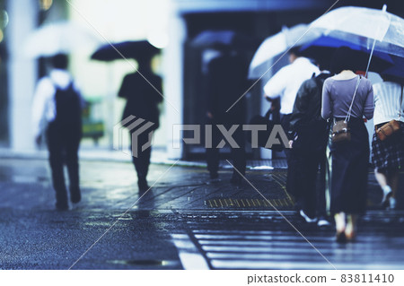 Crosswalk on a rainy day 83811410