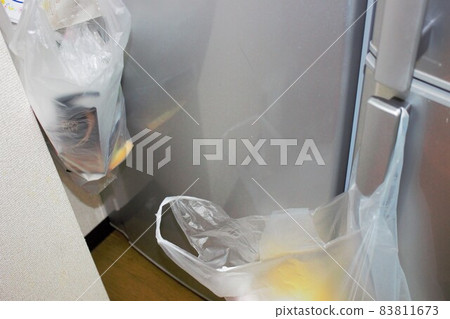 Garbage bag Residential garbage 83811673