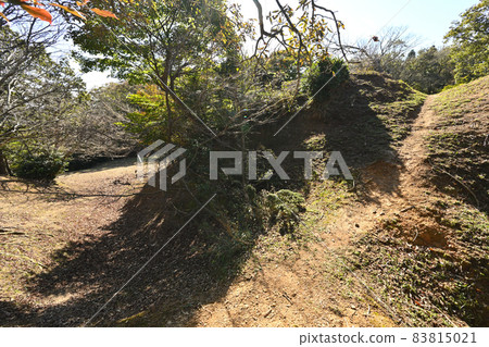 深秋的玄風城藏和群 中尾山,柴田勝家的大本營在靜岳之戰中 深秋的玄風城藏和群 中尾山,柴田勝家的大本營在靜岳之戰中 83815021