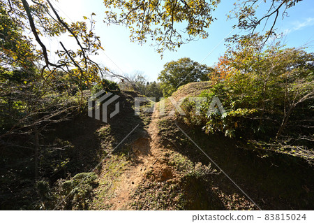 Kuruwa group of Genba'o Castle in late autumn Mt. Nakao, where the headquarters of the Shibata Katsuie was in the battle of Shizugatake 83815024