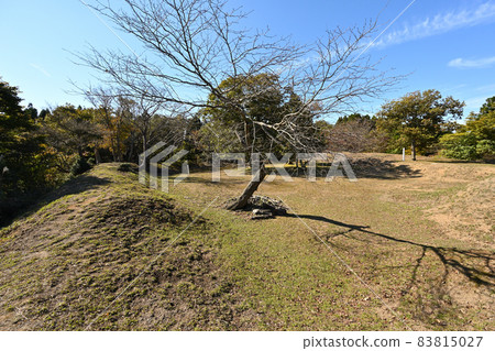 深秋的玄風城藏和群 中尾山，柴田勝家的大本營在靜岳之戰中 83815027
